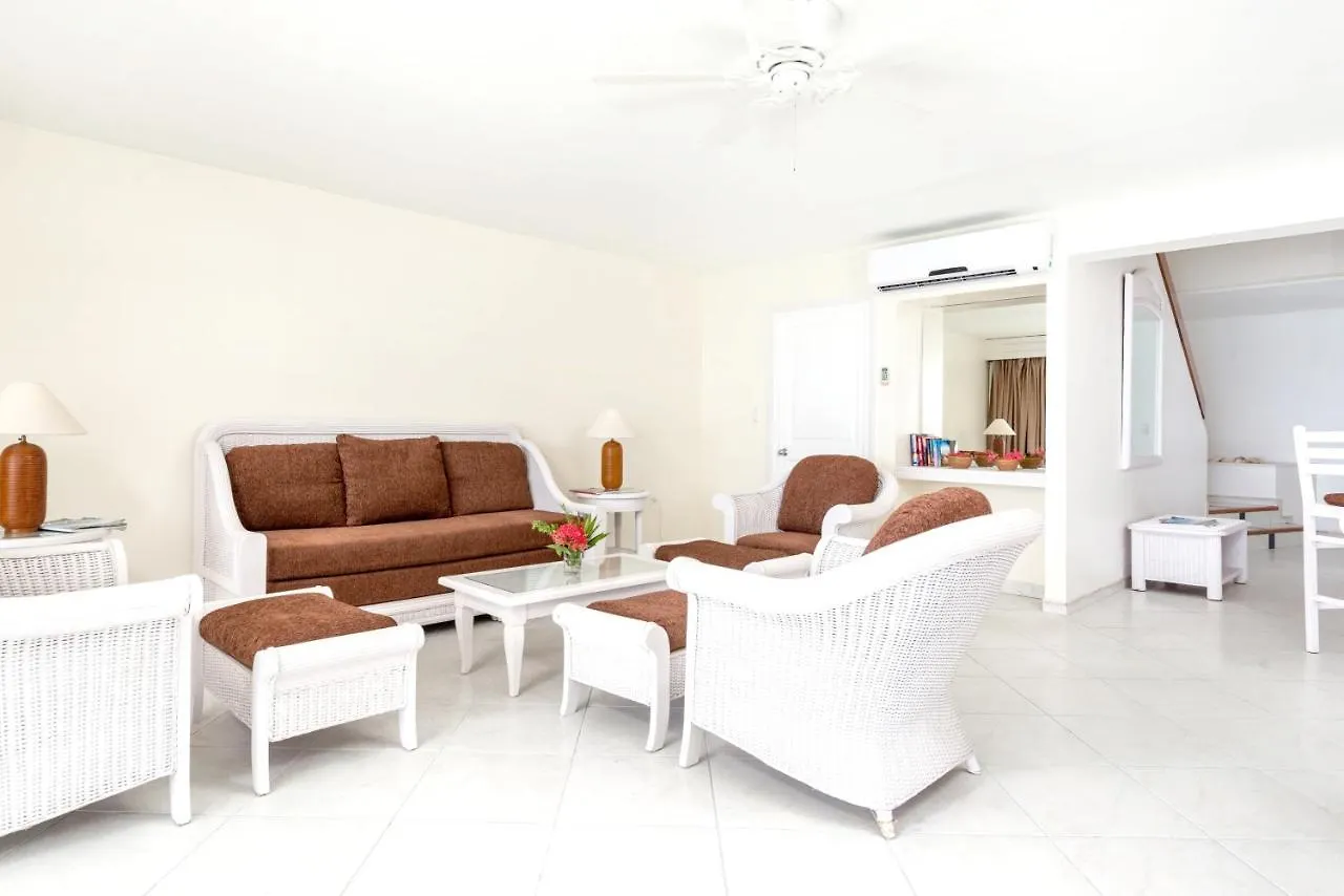 Sea View Apartment In Lowlands With Private Pool, 245 Sqm