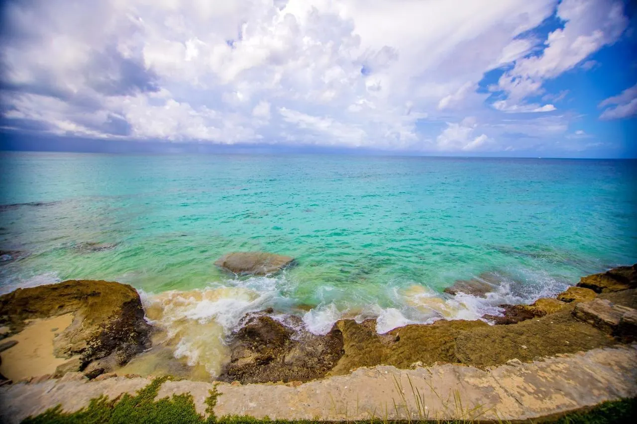 Sea View Apartment In Lowlands With Private Pool, 245 Sqm