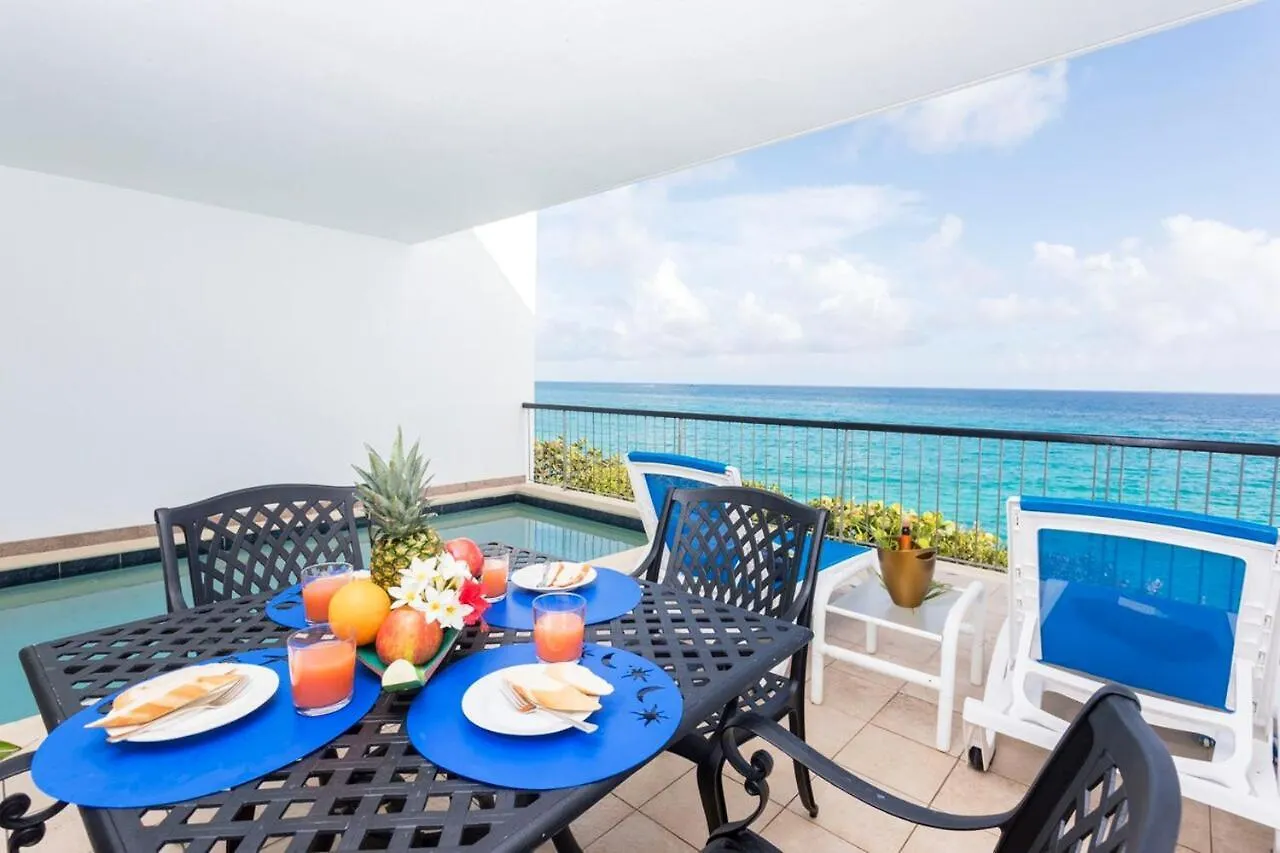 Sea View Apartment In Lowlands With Private Pool, 245 Sqm